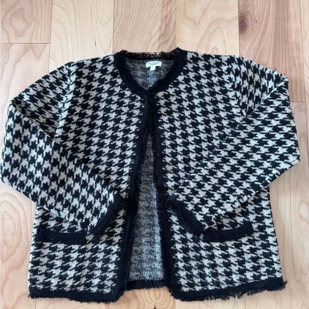 Black and White Houndstooth Sweater